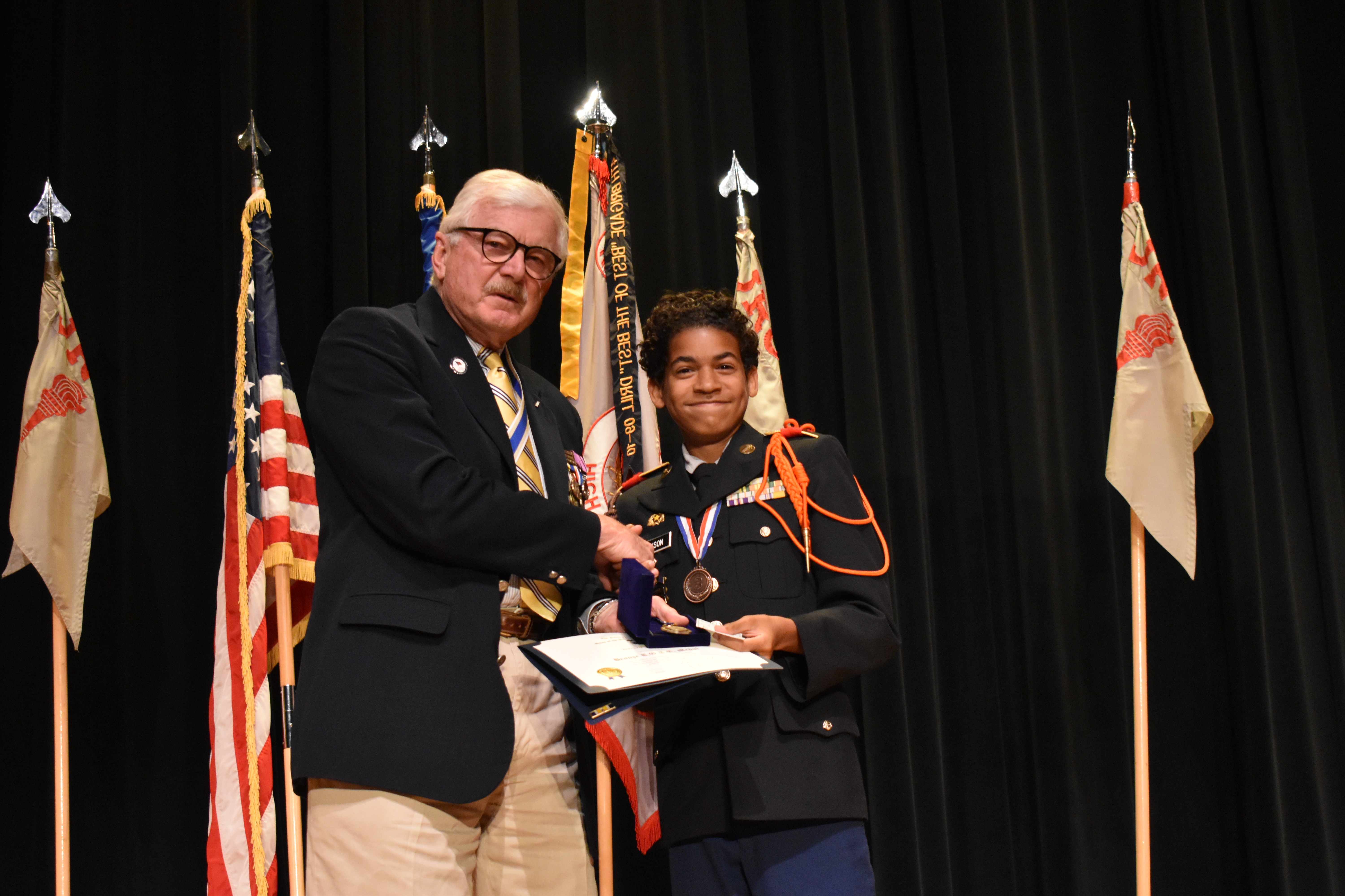 Harrisonburg High School cadet receives JROTC Medal
